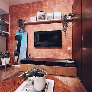 https://modern-rustic-1-br-condo-with-balcony-at-air-residences-makati.angeleshotels.net