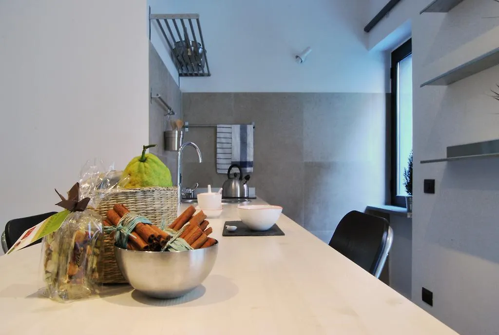Pietranera Apartments Catania 0*,  Italien